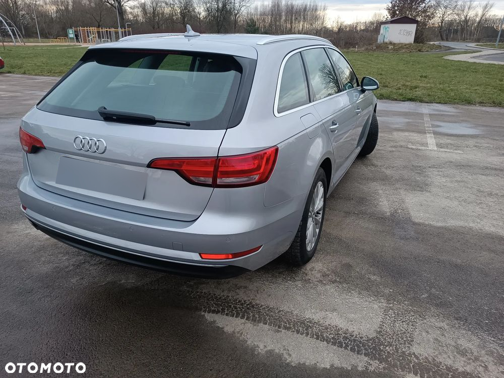 Audi A4 2.0 TDI S tronic - 5