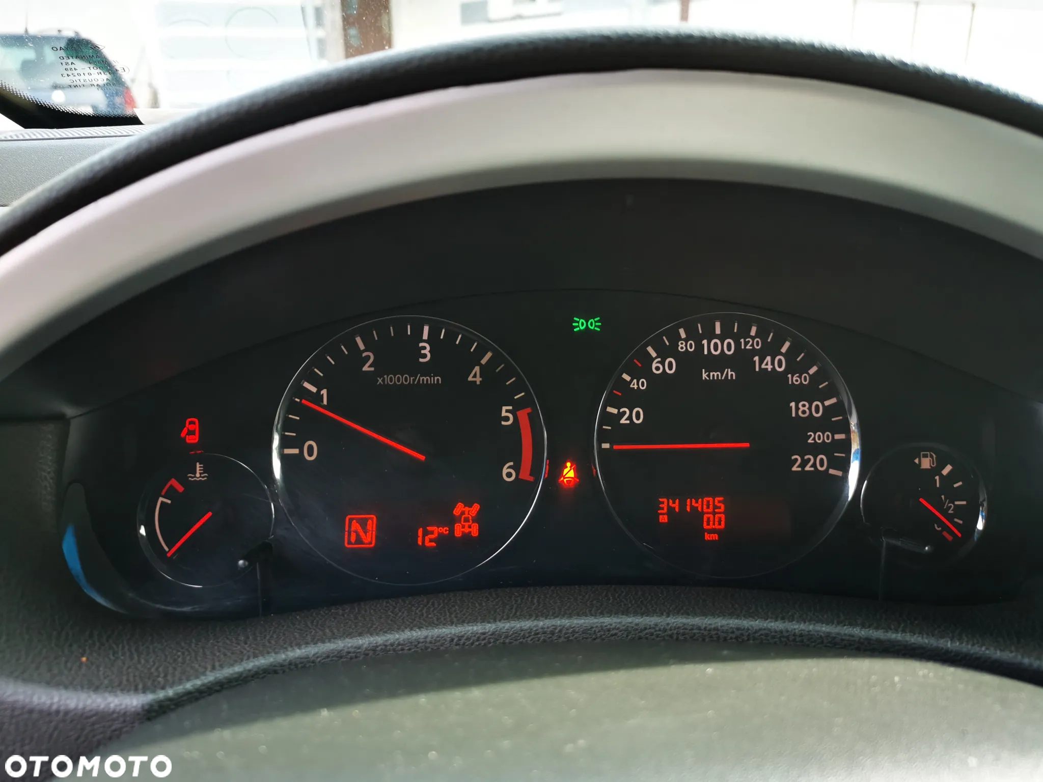 Nissan Pathfinder 3.0 D V6 LE EU5 - 19