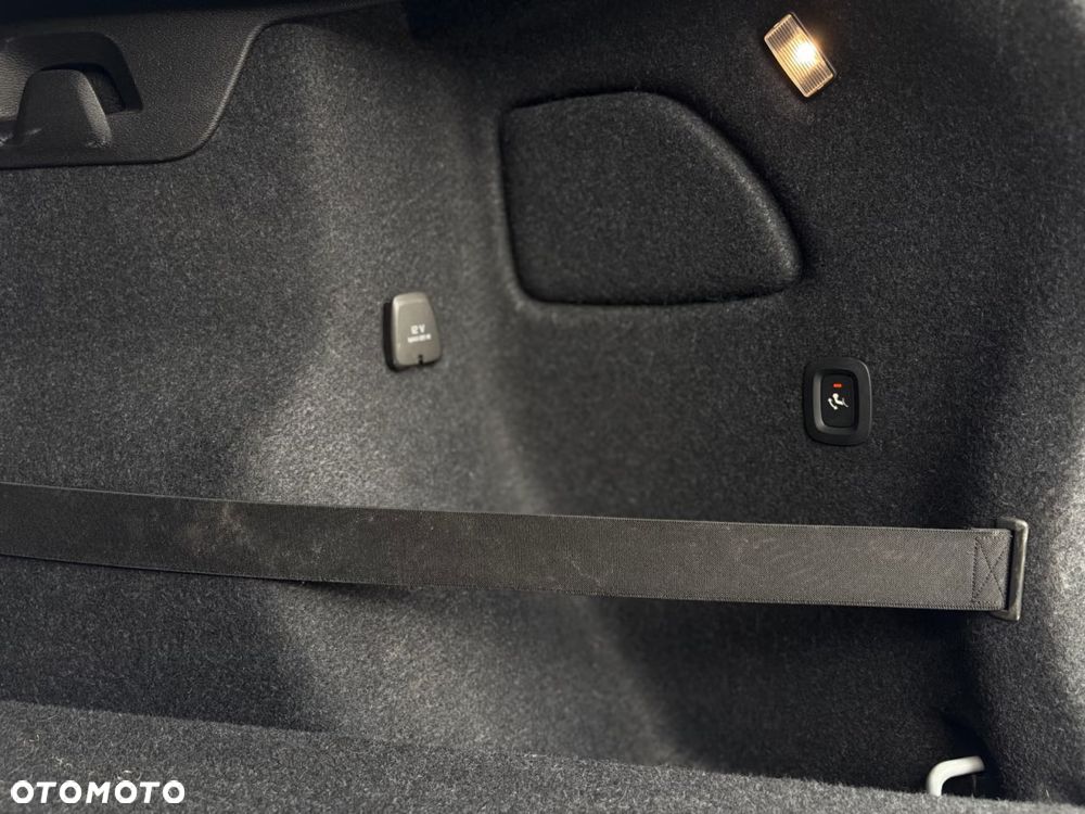 Volvo XC 40 T5 Recharge DKG RDesign - 32
