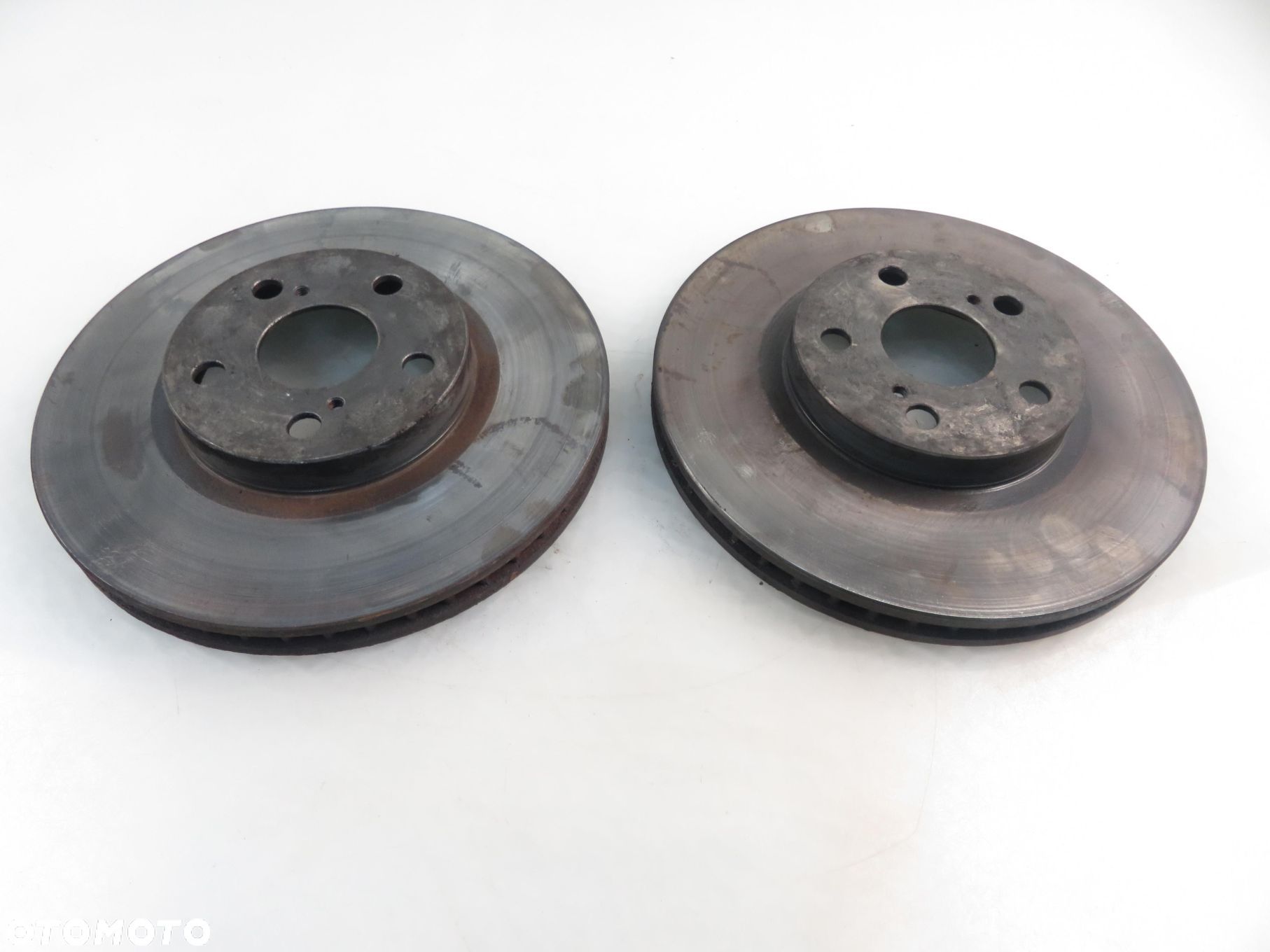 2X TARCZA HAMULCOWA PRZÓD PONTIAC VIBE I 1.8 - 1