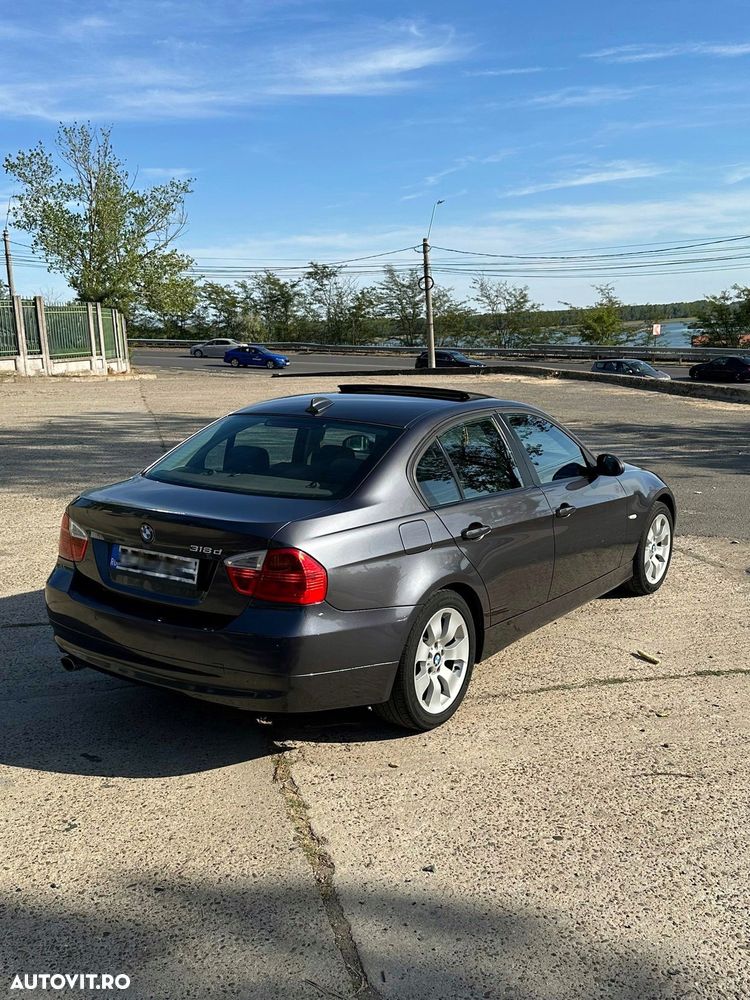 BMW Seria 3 318d - 2