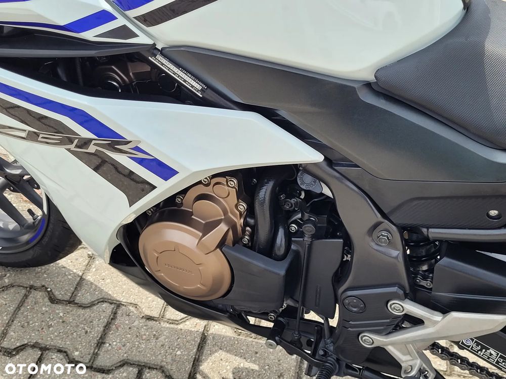 Honda CBR - 15