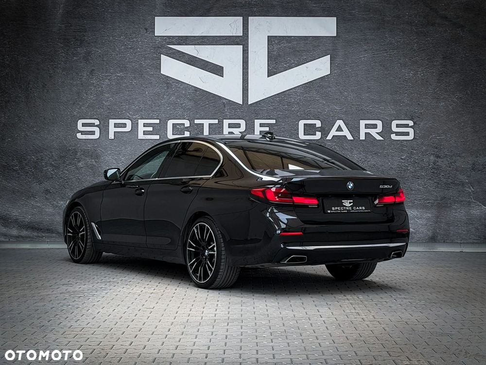 BMW Seria 5 530d Luxury Line - 4