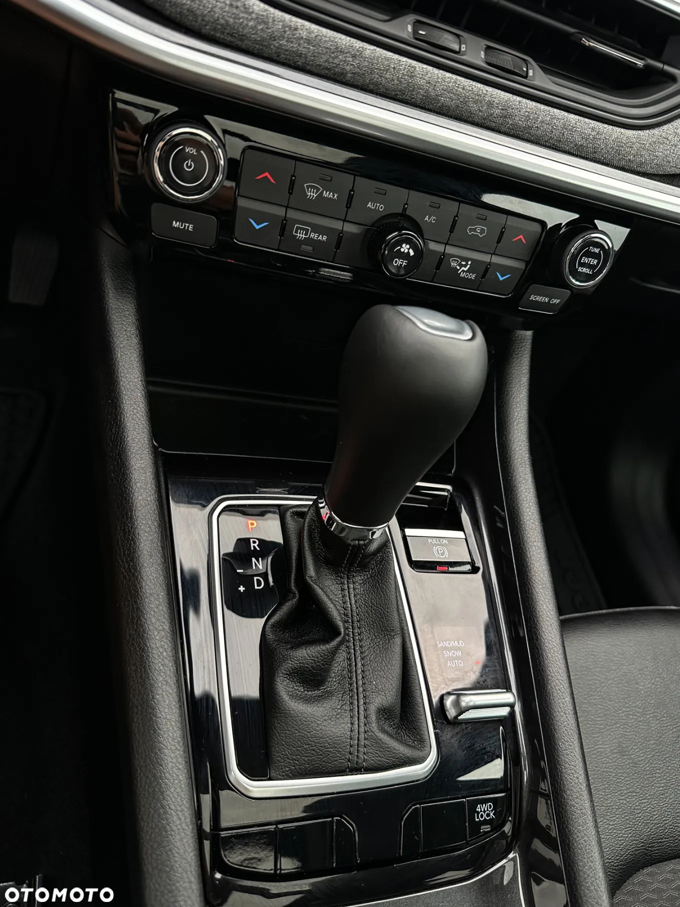 Jeep Compass - 13