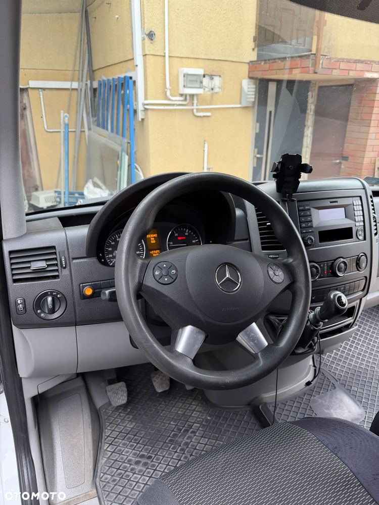 Mercedes-Benz Sprinter - 6