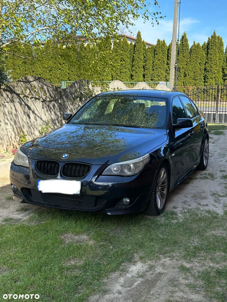 BMW Seria 5 525i - 1