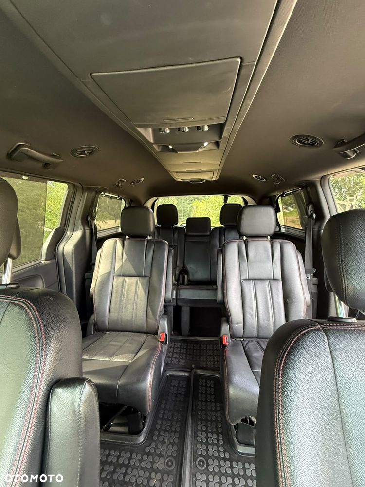 Dodge Grand Caravan 3.6 R/T - 17