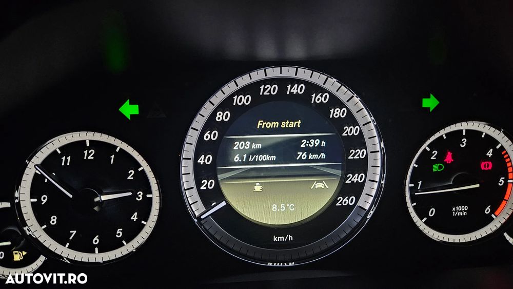 Mercedes-Benz E 250 CDI BlueEfficiency - 8