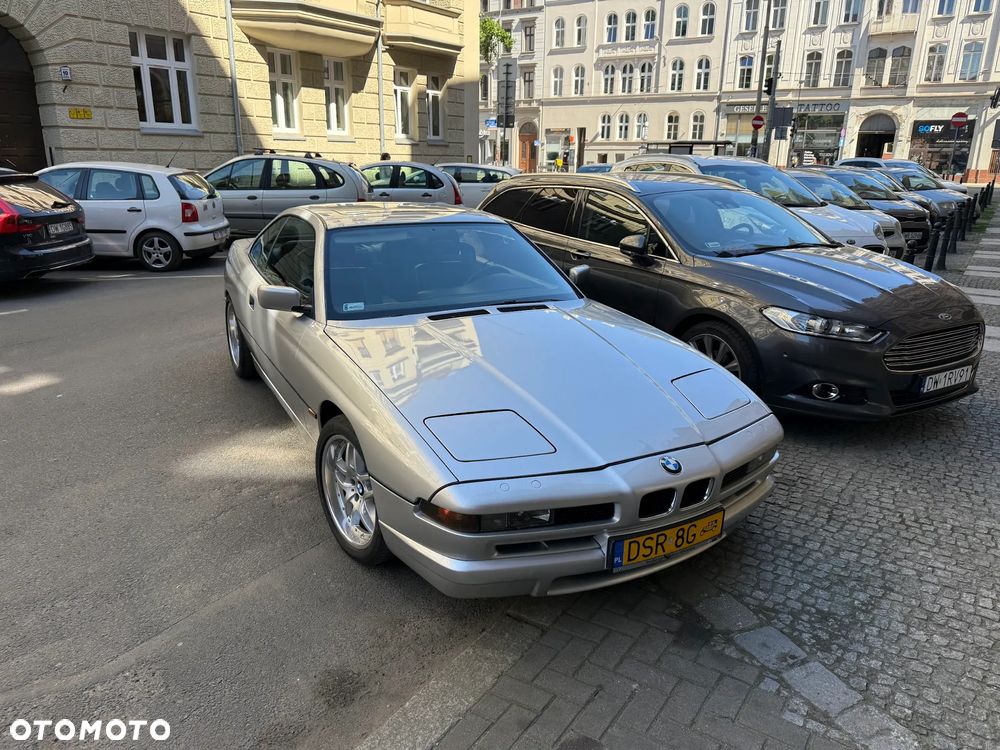 BMW Seria 8 - 11