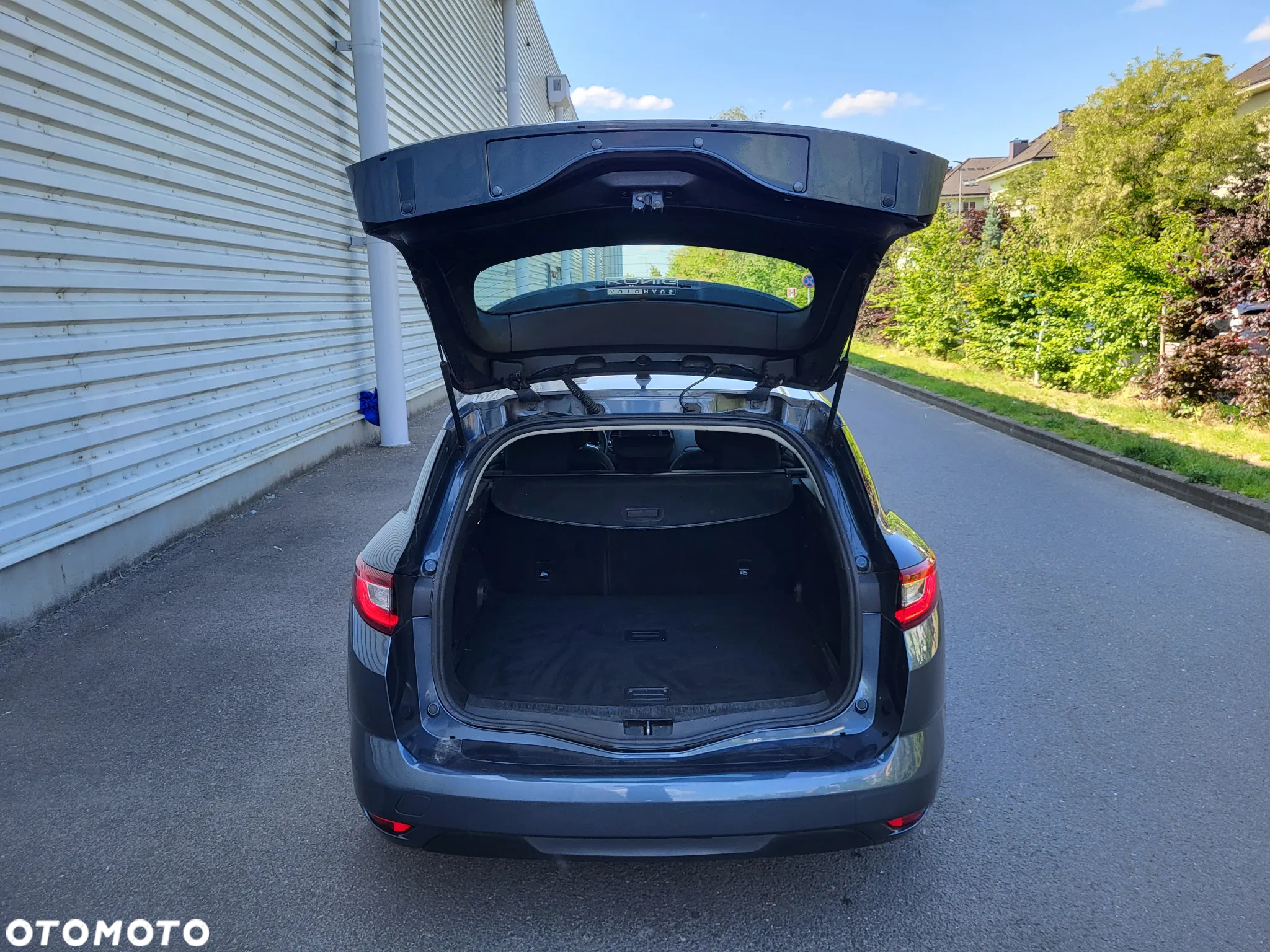 Renault Megane ENERGY TCe 100 LIFE - 16