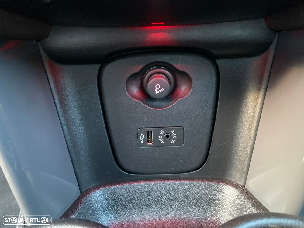 MINI 3 Portas One D - 35