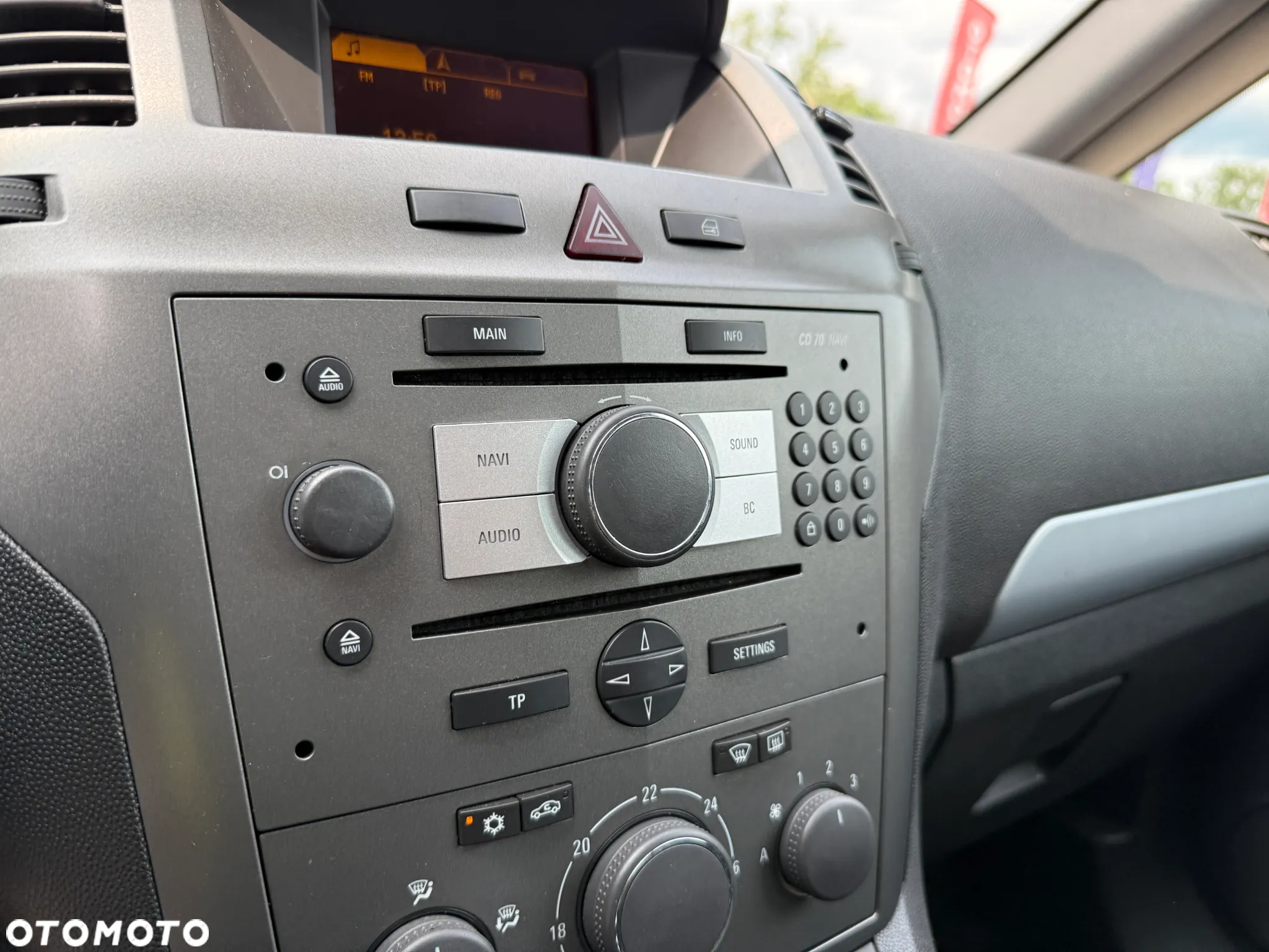 Opel Zafira 1.6 Edition - 30