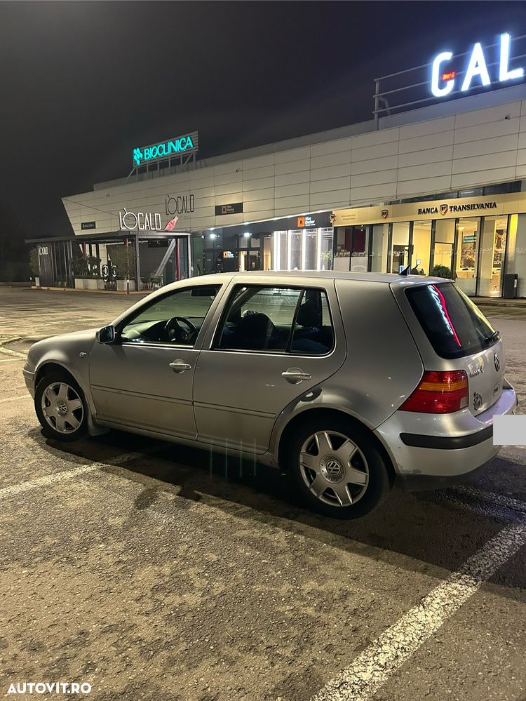 Volkswagen Golf 1.4 - 7