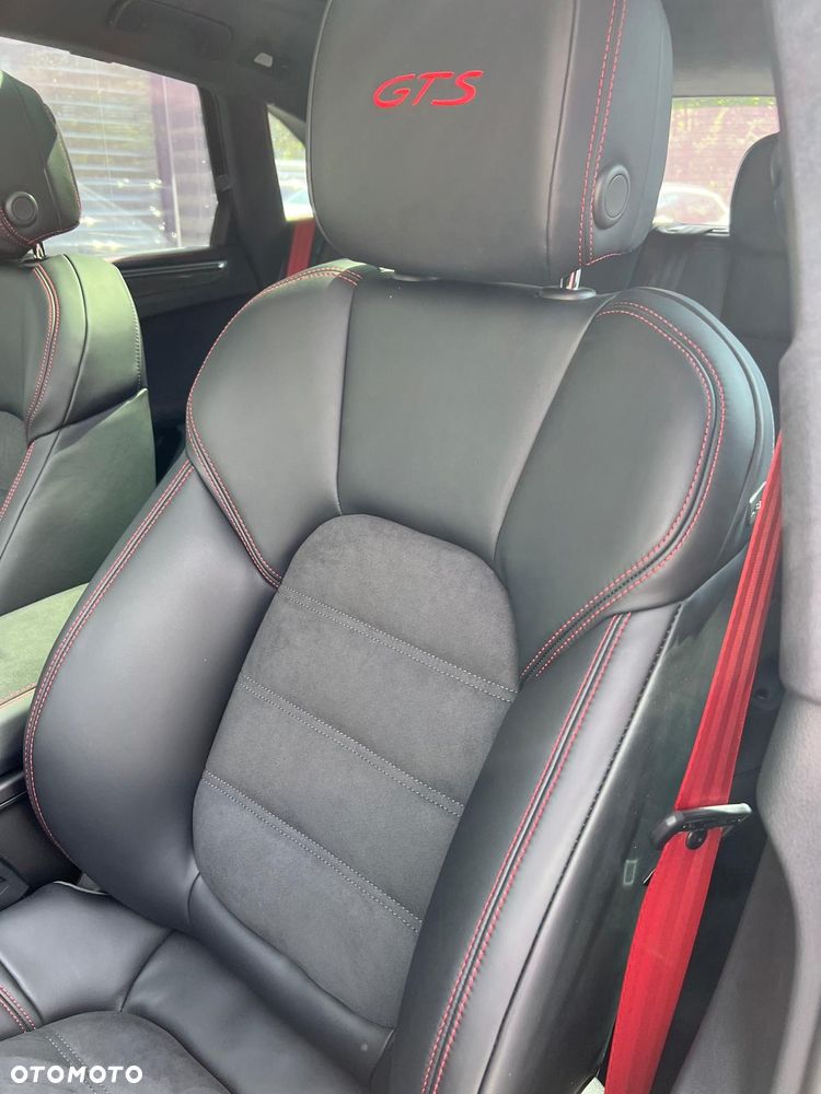 Porsche Macan GTS - 10