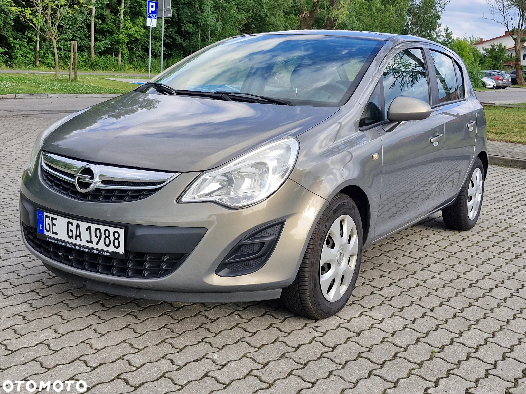 Opel Corsa 1.2 16V Cosmo - 25