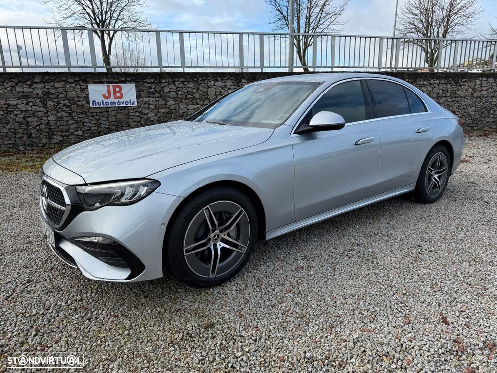 Mercedes-Benz E 220 d AMG Line - 1