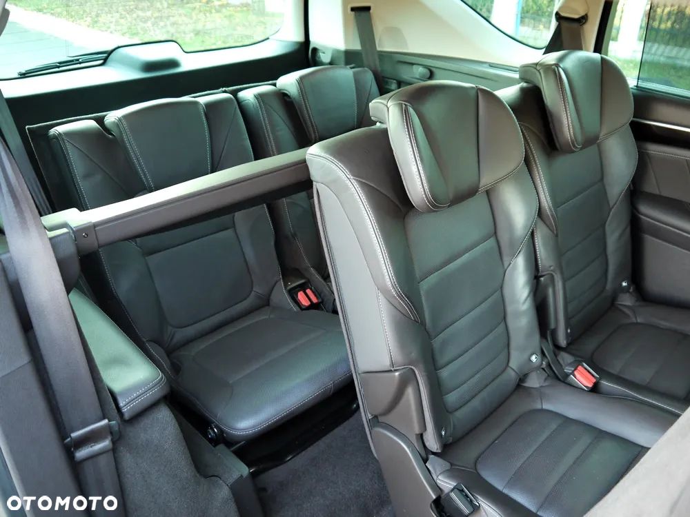 Renault Espace 1.6 dCi Energy Initiale Paris EDC 7os - 24