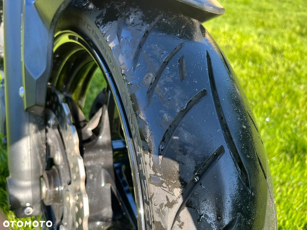 Kawasaki Z 650 - 10