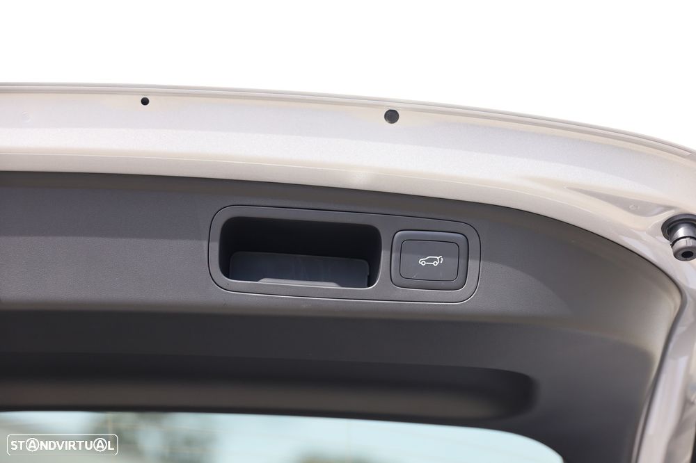 MG MGS6 EV 77 kWh Luxury - 6