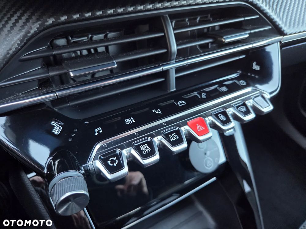 Peugeot 2008 1.5 BlueHDi GT S&S EAT8 - 33