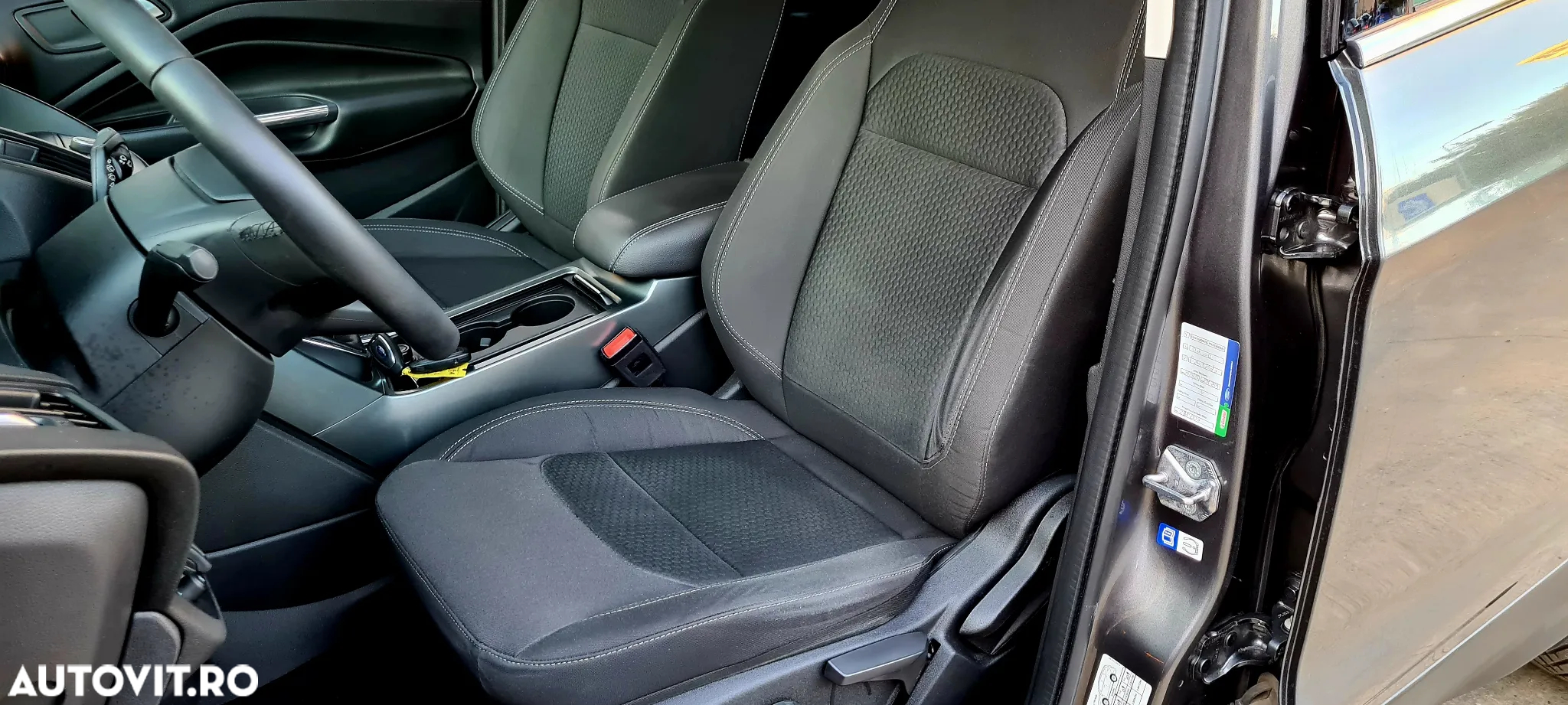 Ford Kuga 1.5 TDCi 2WD Trend - 5