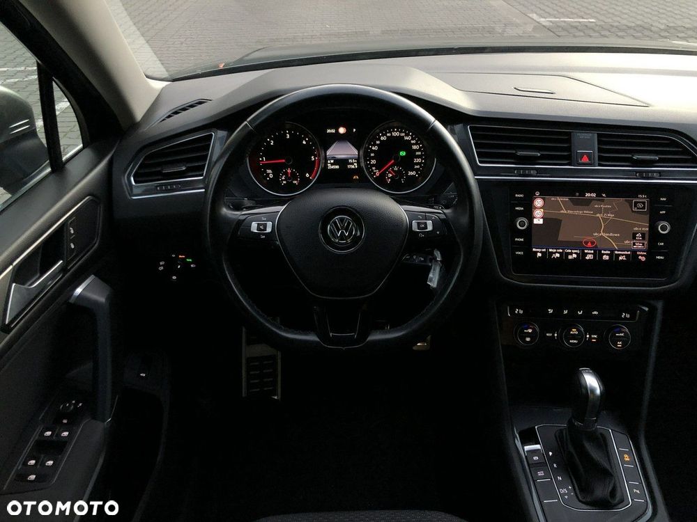 Volkswagen Tiguan Allspace - 17