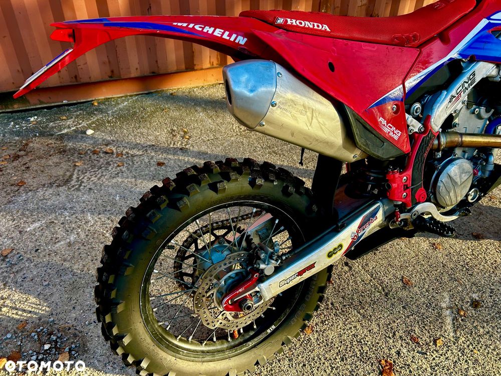 Honda CRF - 8