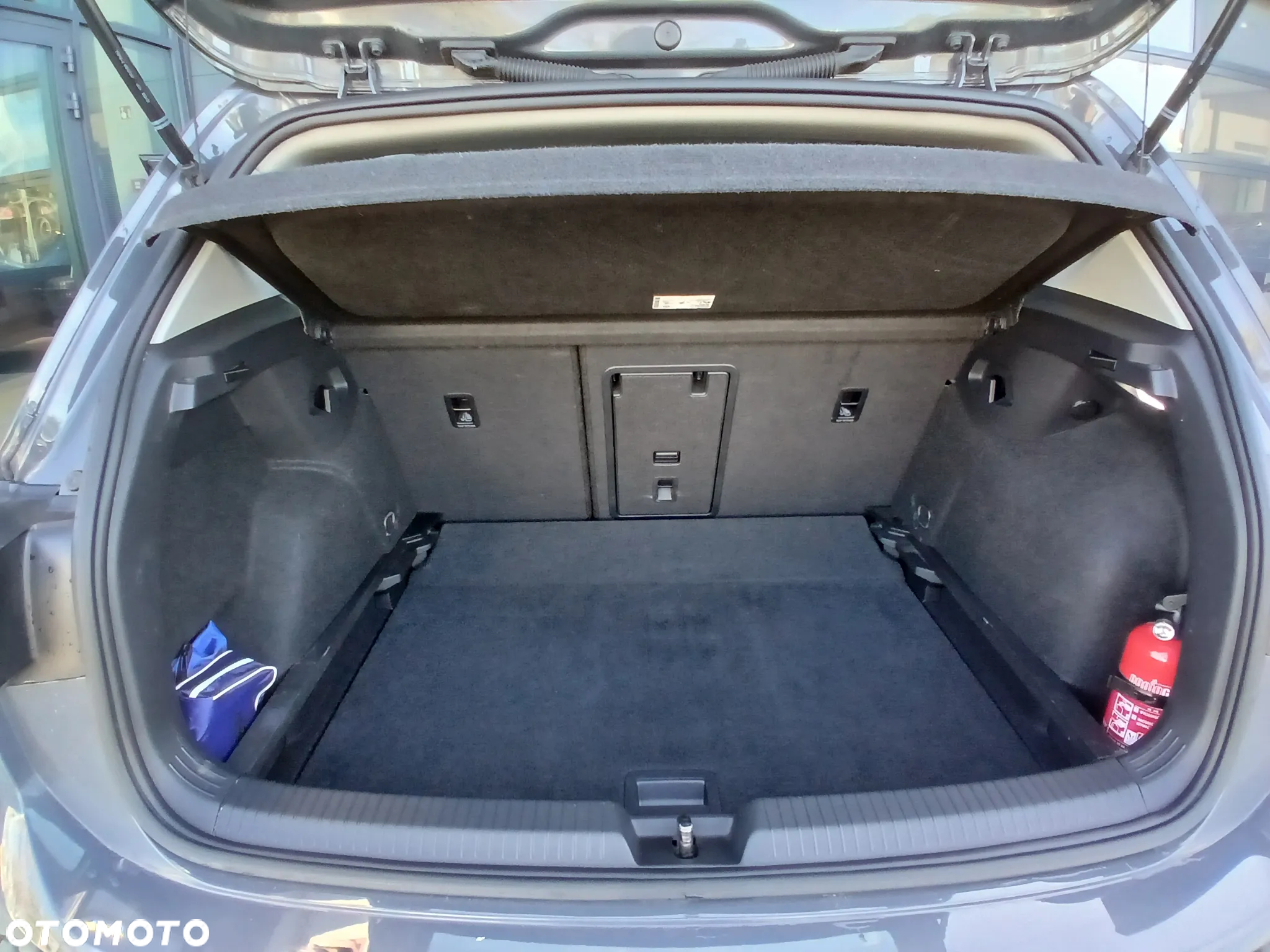 Volkswagen Golf VIII 1.0 TSI Life - 17