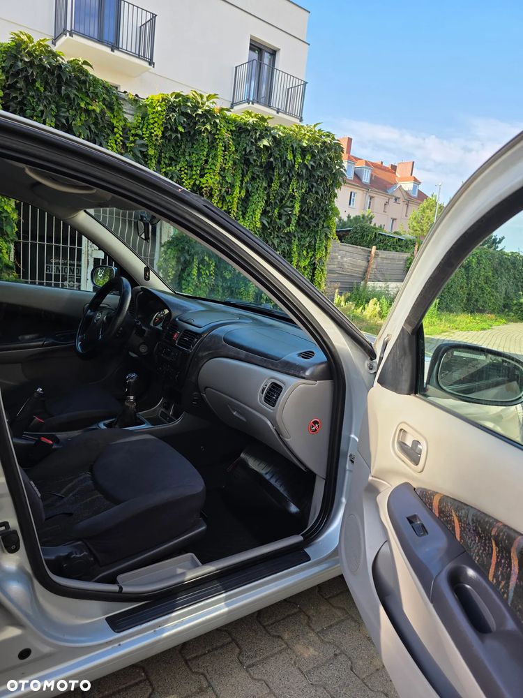 Nissan Almera 1.5 Comfort - 9