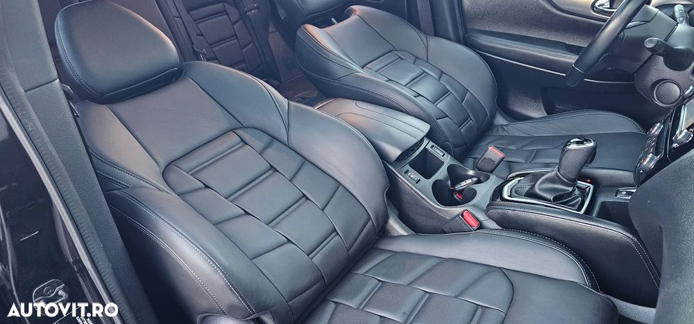 Nissan Qashqai 1.6 DCI Xtronic TEKNA+ - 38