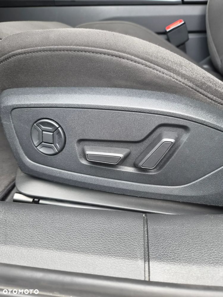 Audi A6 Avant 50 TDI quattro tiptronic - 23