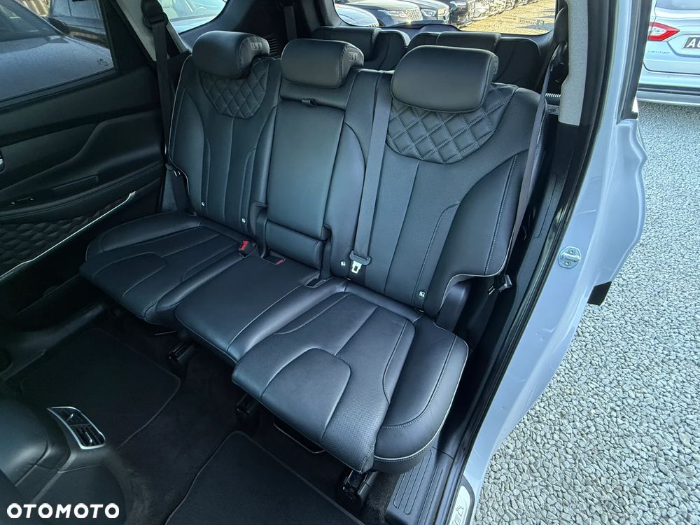 Hyundai Santa Fe 1.6 HEV 2WD SEVEN Signature - 33