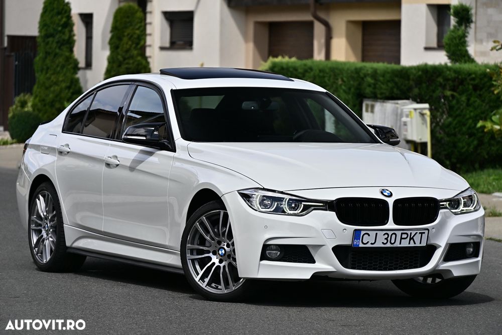 BMW Seria 3 330i xDrive Aut. M Sport - 3