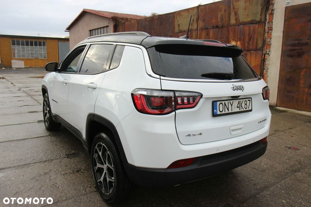 Jeep Compass - 8