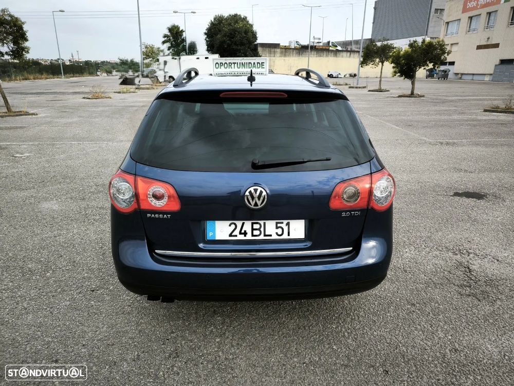 VW Passat Variant 2.0 TDI Confortline - 17