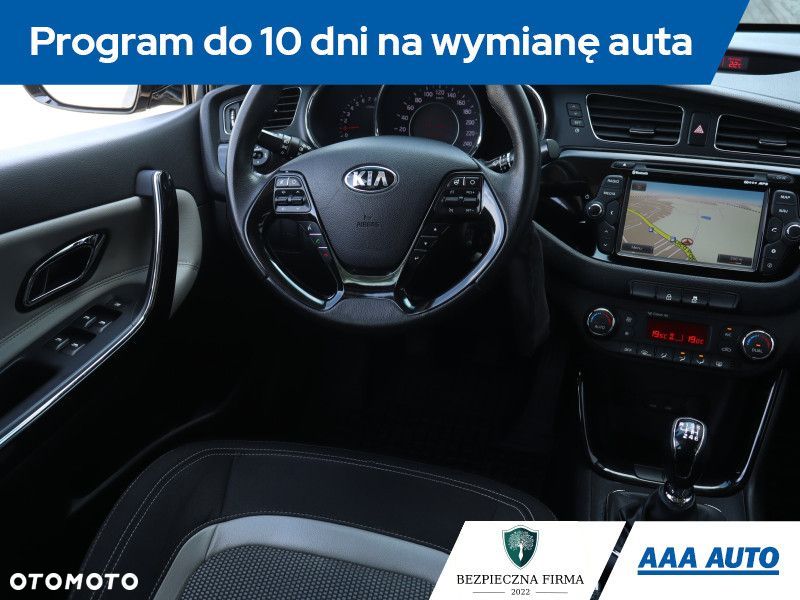 Kia Ceed - 9
