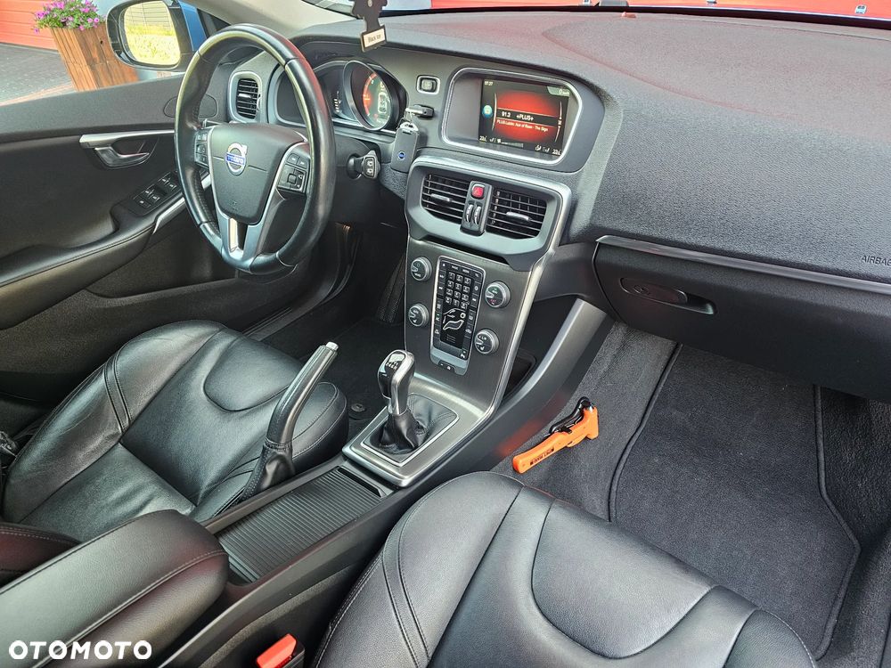 Volvo V40 D4 Drive-E Summum - 9