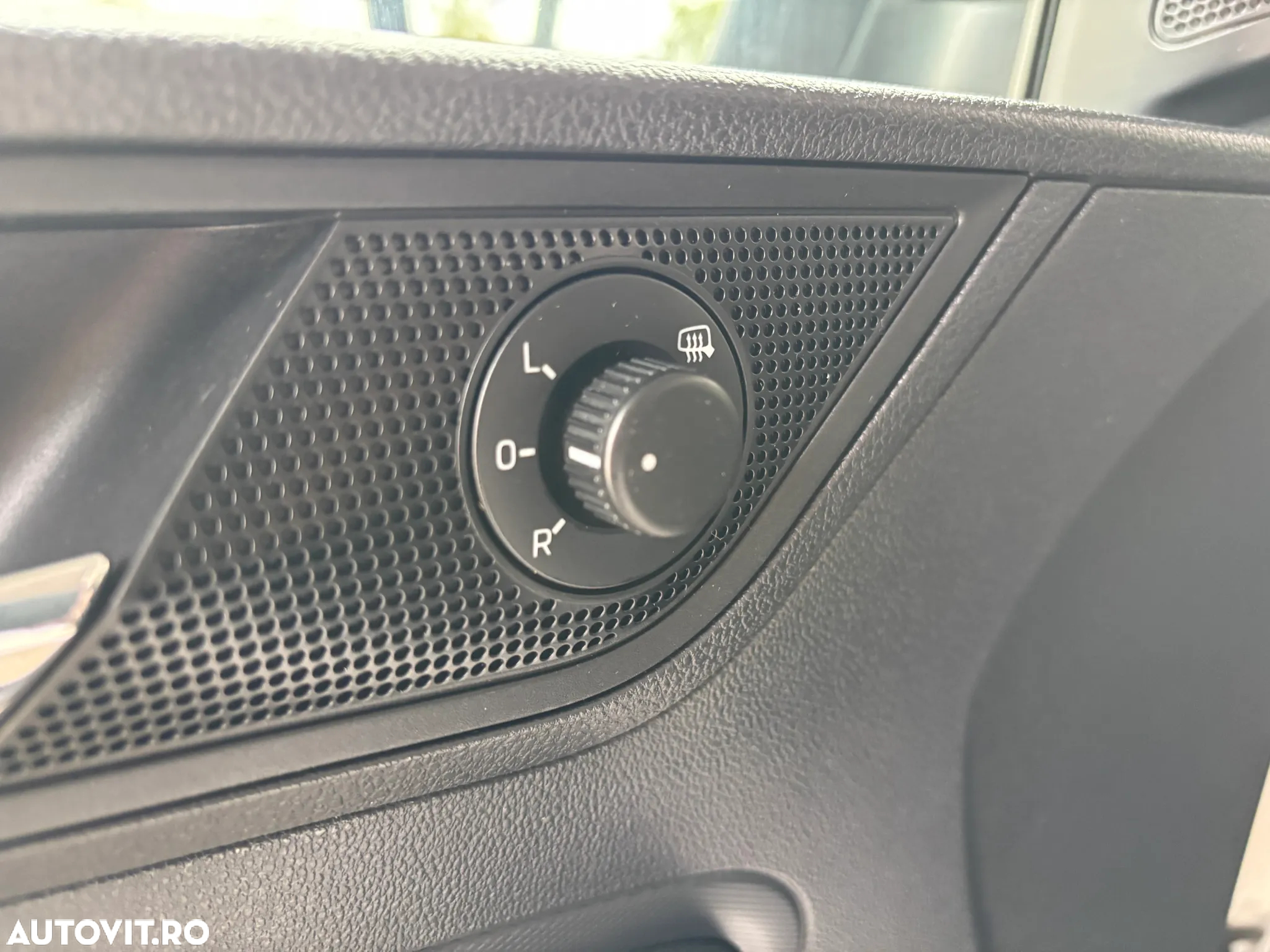 Skoda RAPID 1.0 TSI Ambition - 29