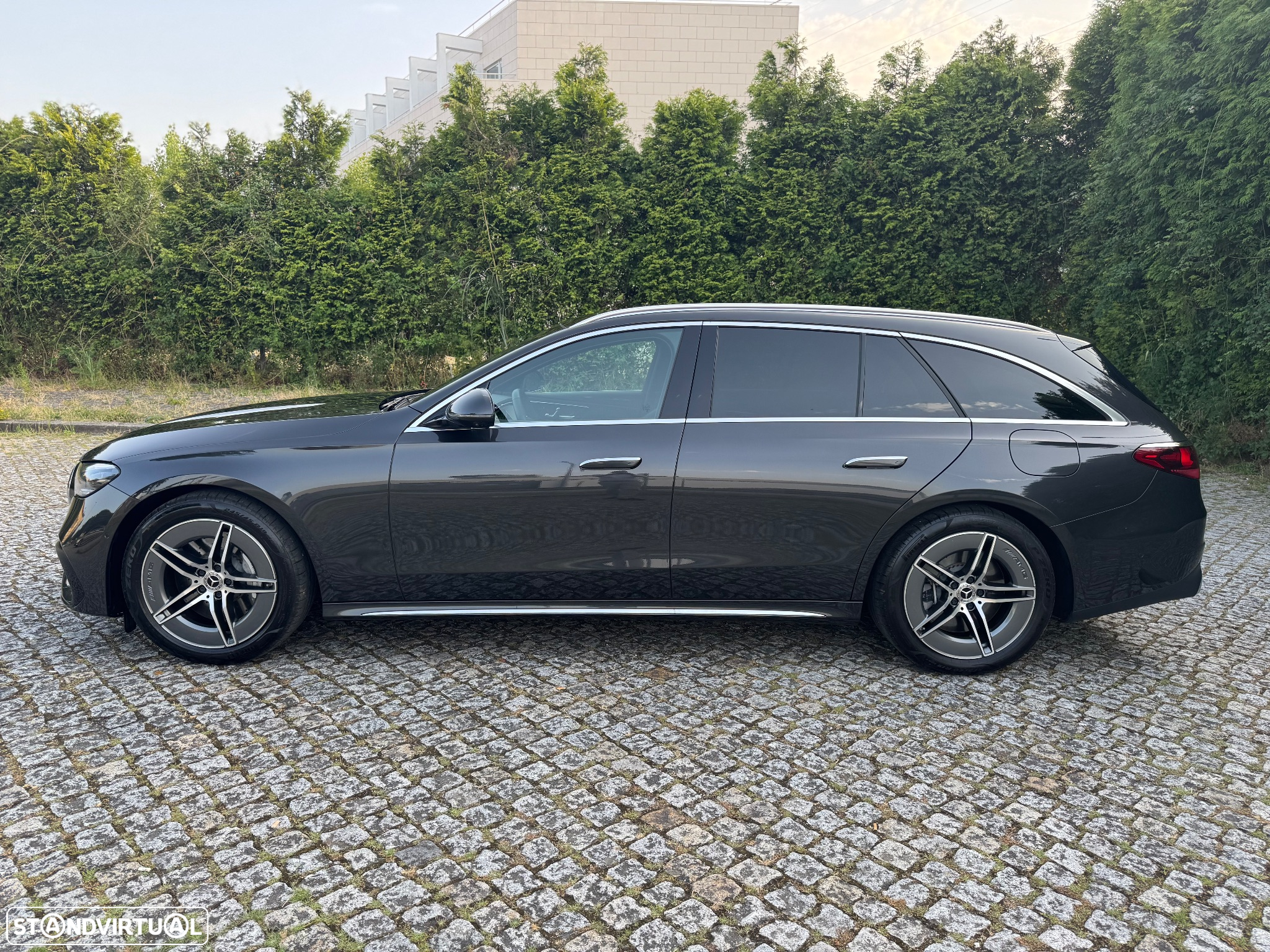 Mercedes-Benz E 300 - 28