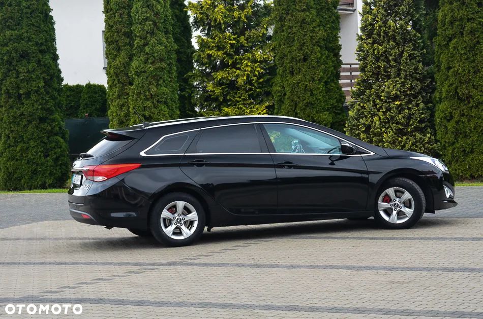 Hyundai i40 i40cw 1.7 CRDi Automatik Fifa World Cup Edition - 18