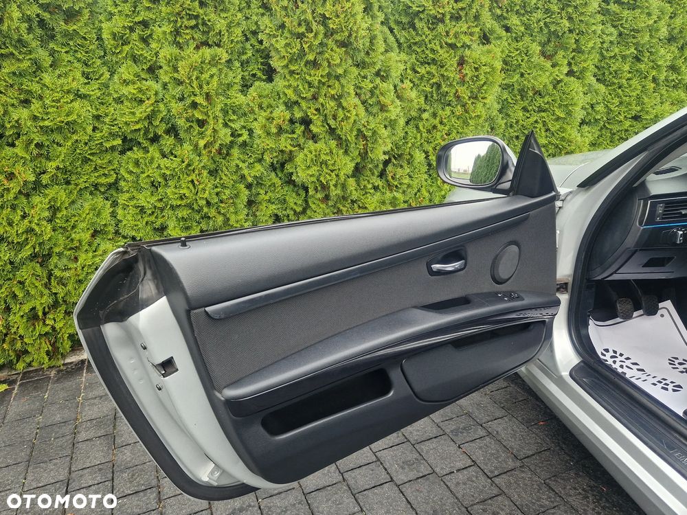BMW Seria 3 - 32