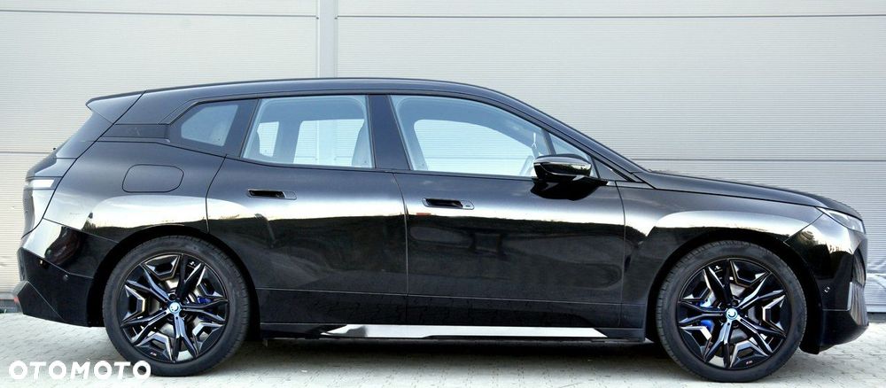 BMW iX xDrive40 76.6kWh Signature - 5