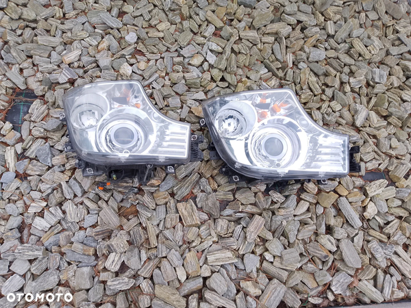 Reflektor Mercedes Actros MP4 A960 bi xenox A9608200739