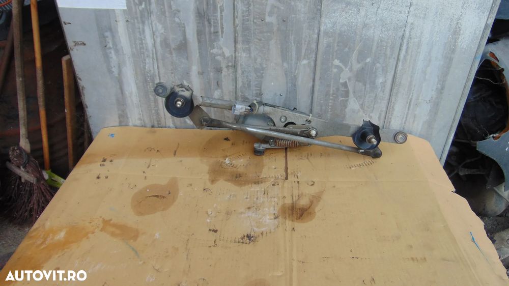 Ansamblu stergator cu motoras Toyota auris 1.4 benzina an 2007-2010 - 4