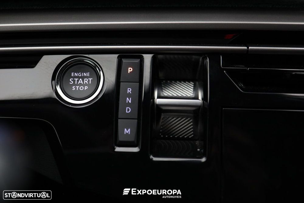 Peugeot 5008 Hybrid 145 e-DSC6 Allure - 23