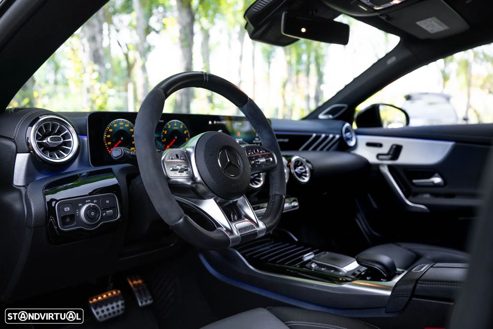 Mercedes-Benz CLA 35 AMG 4Matic Speedshift 8G-DCT Line Advanced Plus - 25