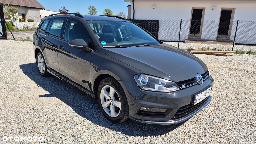Volkswagen Golf - 4