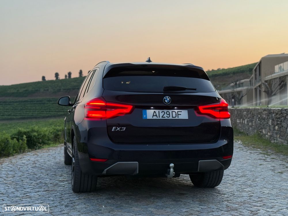 BMW iX3 M Sport Inspiring - 12