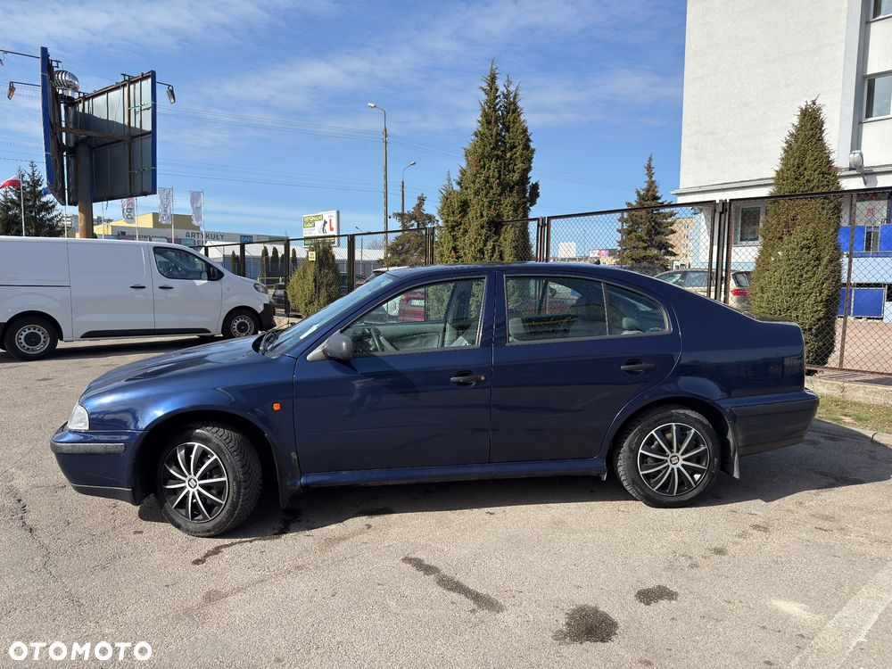 Skoda Octavia 1.6 LX - 4