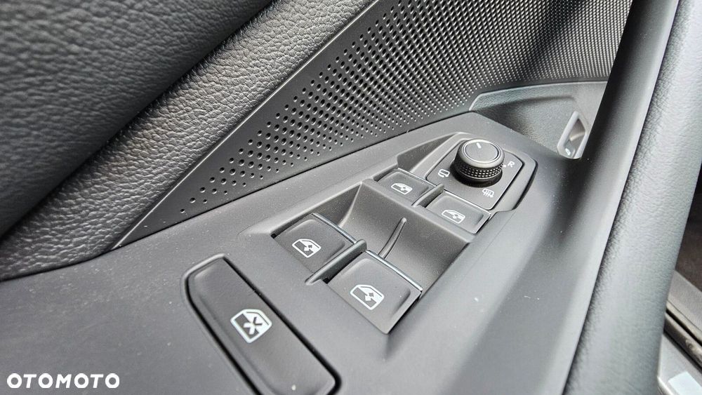 Volkswagen Passat - 38